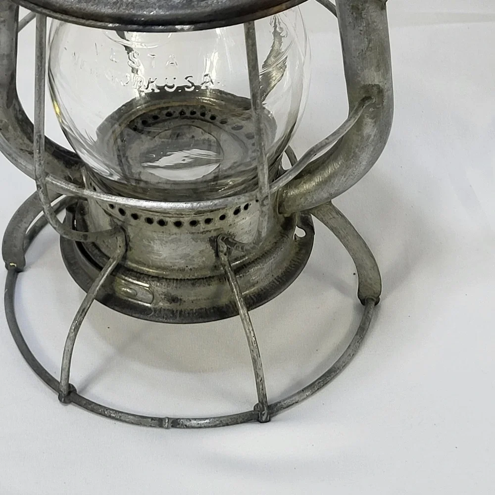 Dietz Vesta Railroad Lantern New York Central Vintage Kerosene Clear Globe USA